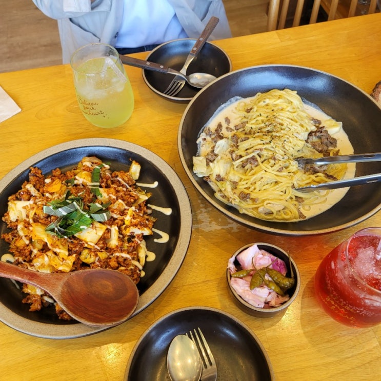  [융건릉 맛집] 화성 안녕동, 보통리저수지 볶음밥 생면파스타 전문점 '농가의하루' 융건릉점