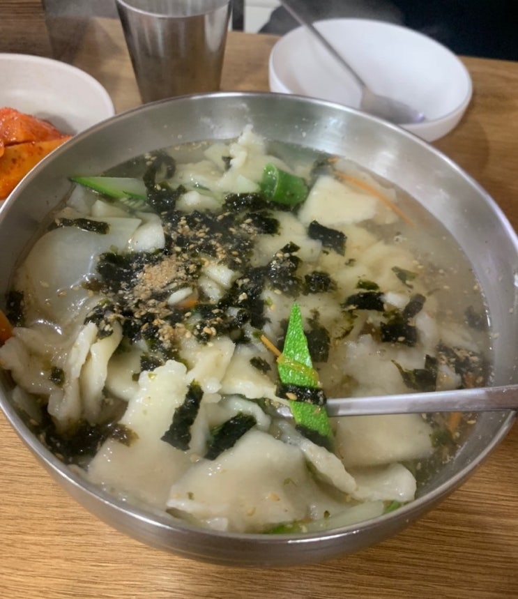  울산 성남동 원조던지기탕(수제비,쫄면,김밥) 맛집추천