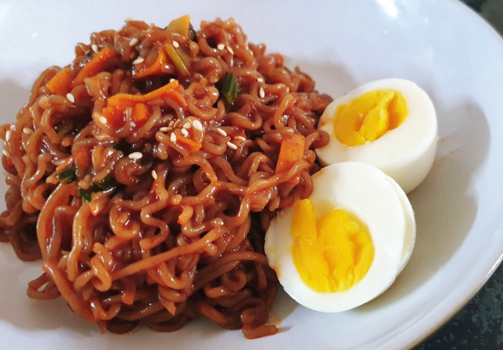  피코크 고수의 맛집_50년전통 "유림면" :: 비빔메밀면 맛 본 후기