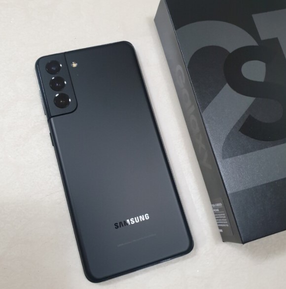 삼성전자 갤럭시 S21 플러스 휴대폰 SM-G996N 살까말까?(Samsung Galaxy S21+)