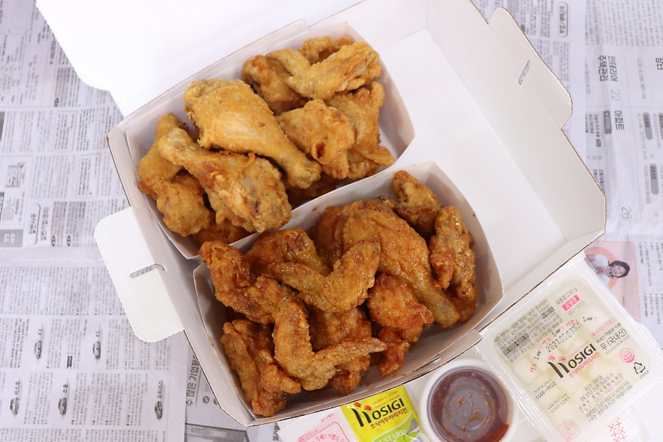 호식이두마리치킨 운암2호점 사진 3