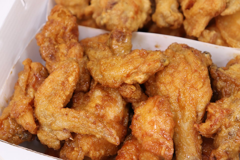 호식이두마리치킨 운암2호점 사진 5