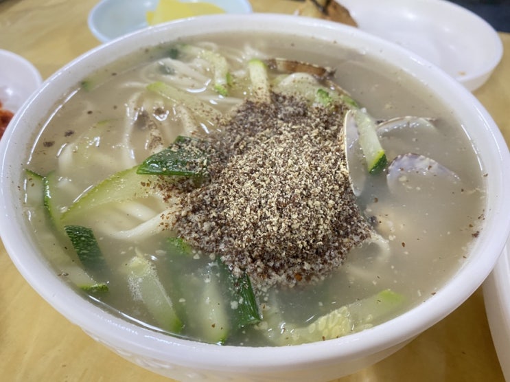  칼국수와 해물파전이 맛있는 숨은 찐맛집 대전 선화동 우리 칼국수