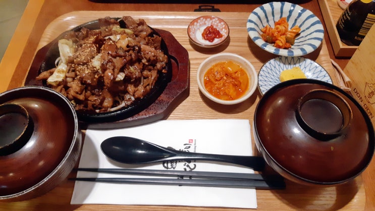 쇼가야끼가 맛있는 일본 가정식 돈돈정 그랑서울점 쇼가야끼가 맛있는 일본 가정식 돈돈정 그랑서울점