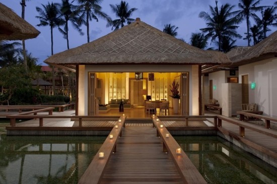  Holiday Inn Resort Baruna Bali