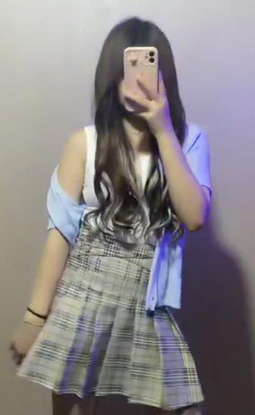  교복 코스프레하고 쌔끈하게 흔들기 ~!