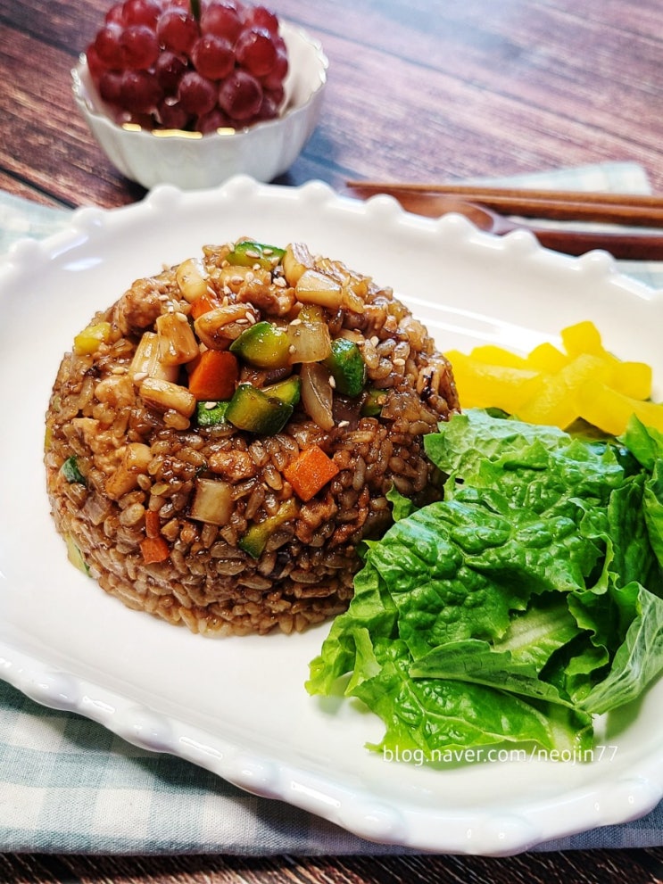 짜장볶음밥 짜장분말 요리 진짜로 맛있는 저녁밥 짜장분말로 고소한 한그릇 짜장볶음밥 짜장분말 요리 진짜로 맛있는 저녁밥 짜장분말로 고소한 한그릇