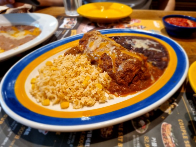 하남 스타필드 "온더보더" 런치세트 브리또와 퀘사디아로 멕시코요리 즐기기