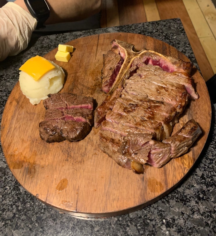  서울맛집 - 신당동 티본스테이크 맛집 <우육미>