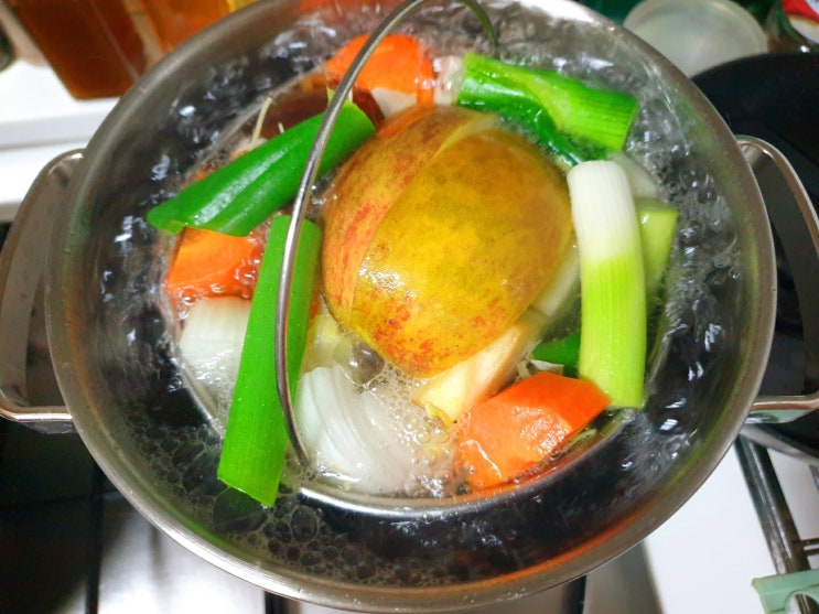 중기이유식 육수만들기!! 야채육수로 영양을 빠짐없이 채우자!!