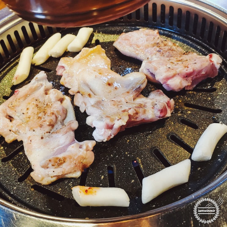 서교동 / 홍대입구역 숯불닭갈비와 술이 무한리필