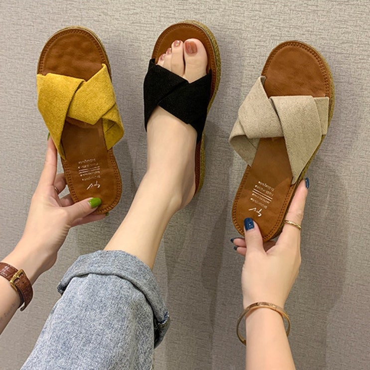 가성비 좋은 와이제이 국내 당일 발송 왕꼬임 스웨이드 슬리퍼 3컬러 데일리꽈베기슬리퍼 YJ0140 좋아요 가성비 좋은 와이제이 국내 당일 발송 왕꼬임 스웨이드 슬리퍼 3컬러 데일리꽈베기슬리퍼 YJ0140 좋아요