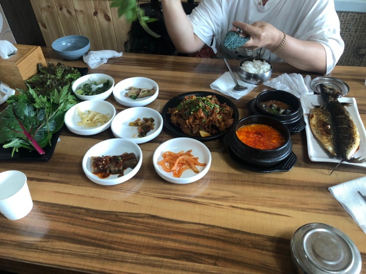 파주 애견동반 식당 찾다찾다.. 마장호수 근처 출렁다리쌈밥 다녀옴. 파주 애견동반 식당 찾다찾다.. 마장호수 근처 출렁다리쌈밥 다녀옴.