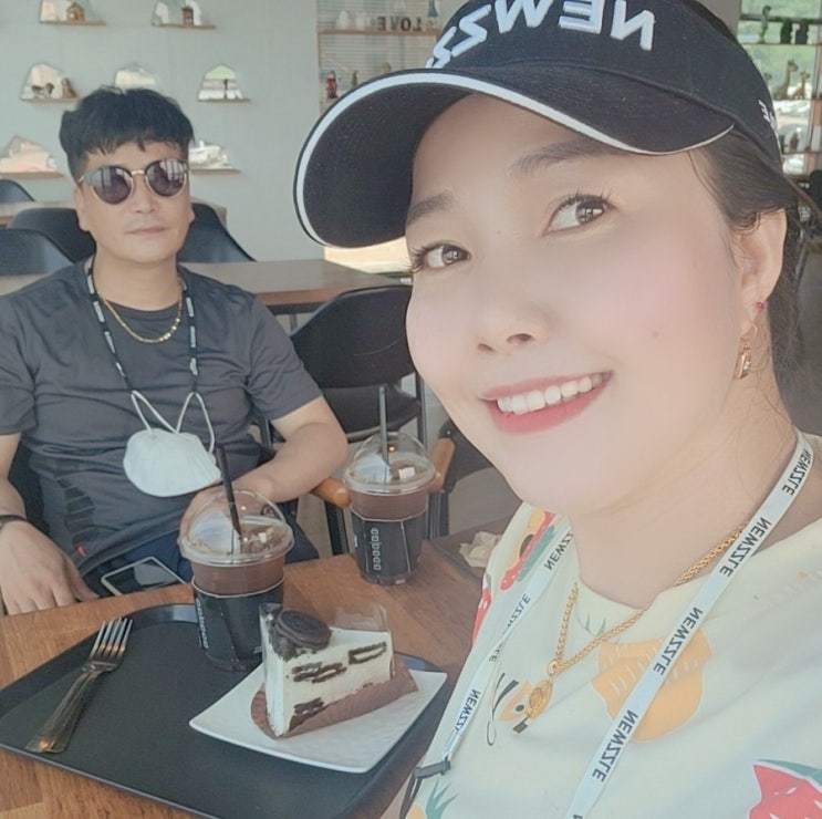  예뻤던 삼길포 뷰카페 라울커피
