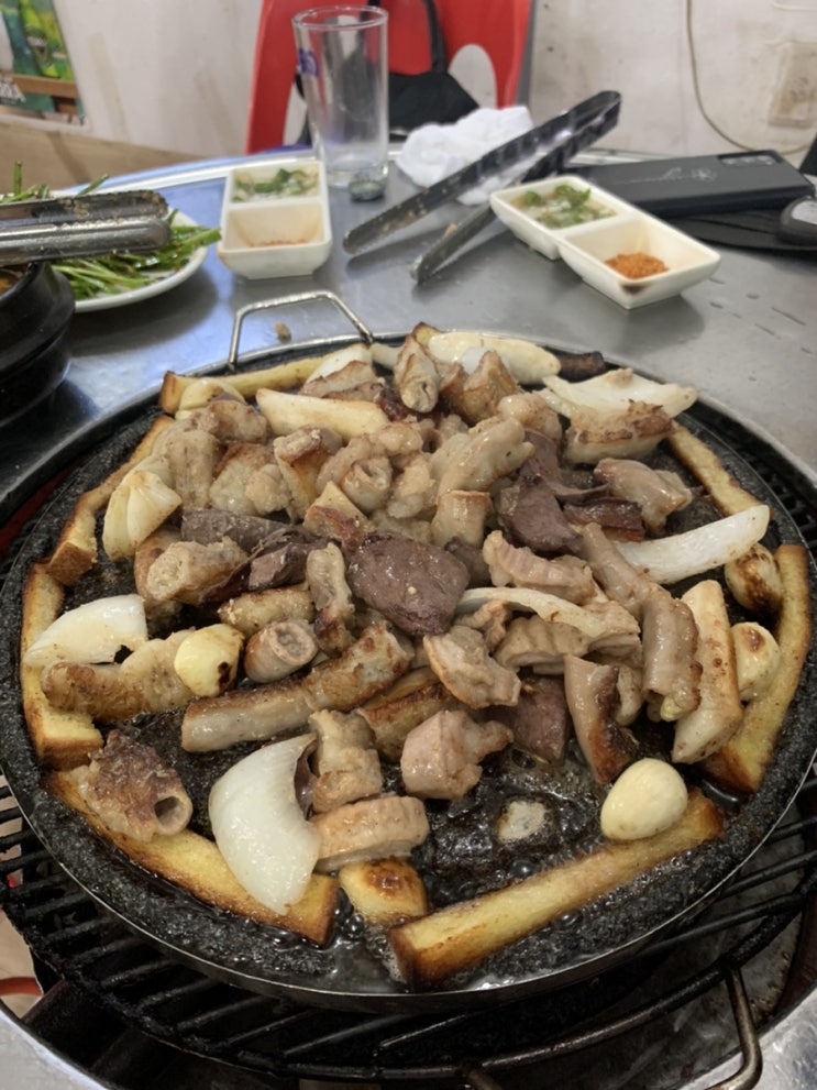  광주 첨단 곱창 찐 맛집 ‘첨단한우돌곱창’ 후식은 돌판 볶음밥