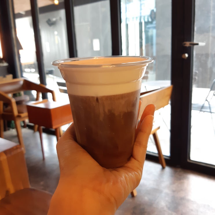  을지로 세운 대림상가 카페 맛집 브라운컬렉션(솔트커피맛집)