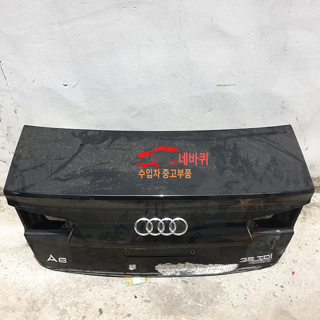  수입차부품 아우디 A6 중고 트렁크 4g0 (장안동중고부품 아우디부품 중고트렁크 A6부품 네바퀴)