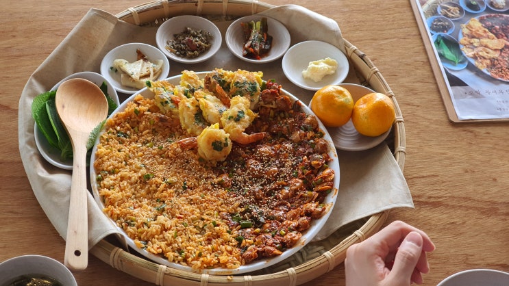  인천 영종도 구읍뱃터 맛집 <바다앞꼬막집>왕새우전한소쿠리