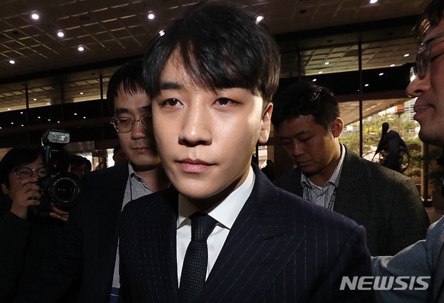  버닝썬 승리 성매매 마약 부인 징역 5년 구형