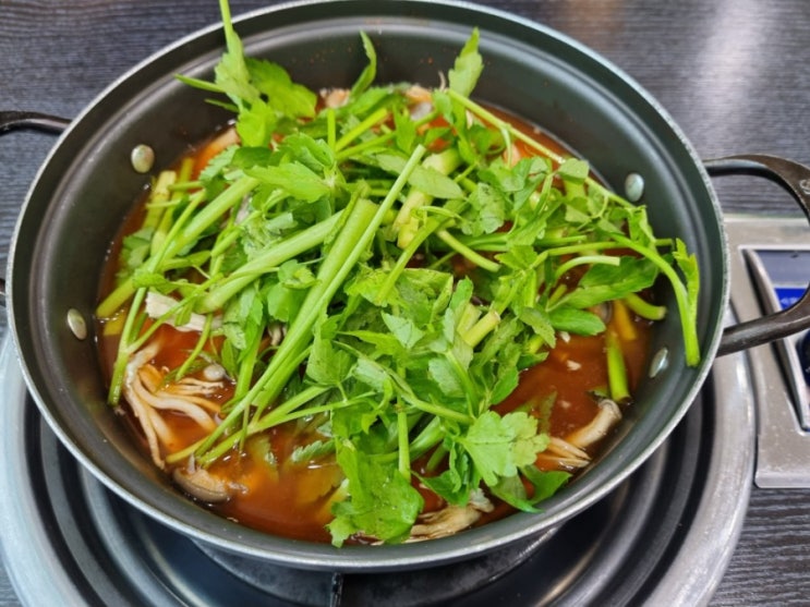  양산 샤브샤브 맛집/빨간 국물 샤브샤브 : 빨간도깨비 샤브샤브 손칼국수