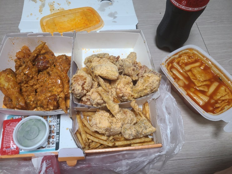  상도동 치킨 배달 '코리엔탈깻잎두마리치킨 대방점' / 치킨은 GOOD! 떡볶이는 SO SO~ (20210626)