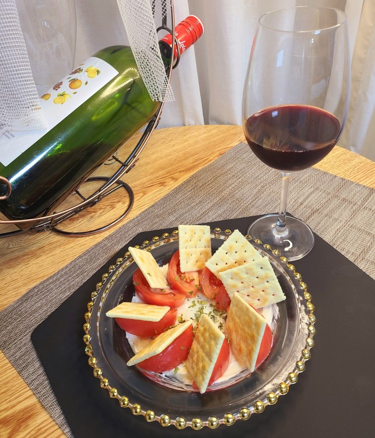 크림치즈 활용 요리 간단 와인&맥주 안주 상그리아와 찰떡궁합 크림치즈 토마토&크래커