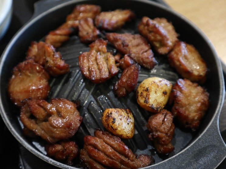  삼대째손두부진갈비에서 갈비랑 순두부찌개 먹고왔어요