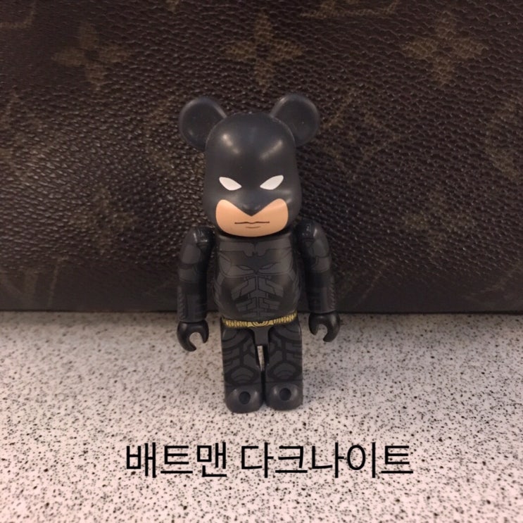 베어브릭 정규 24탄 다크나이트 배트맨 베어브릭 베어브릭 정규 24탄 다크나이트 배트맨 베어브릭