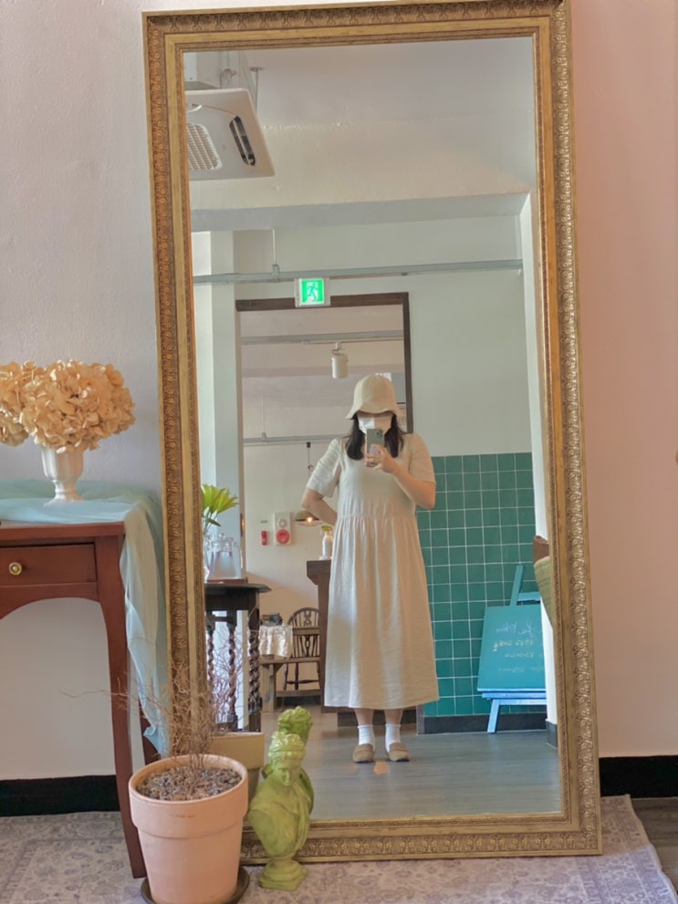  잠실 송리단길 카페 "코히루" 레트로와 앤티크의 오묘한 매력