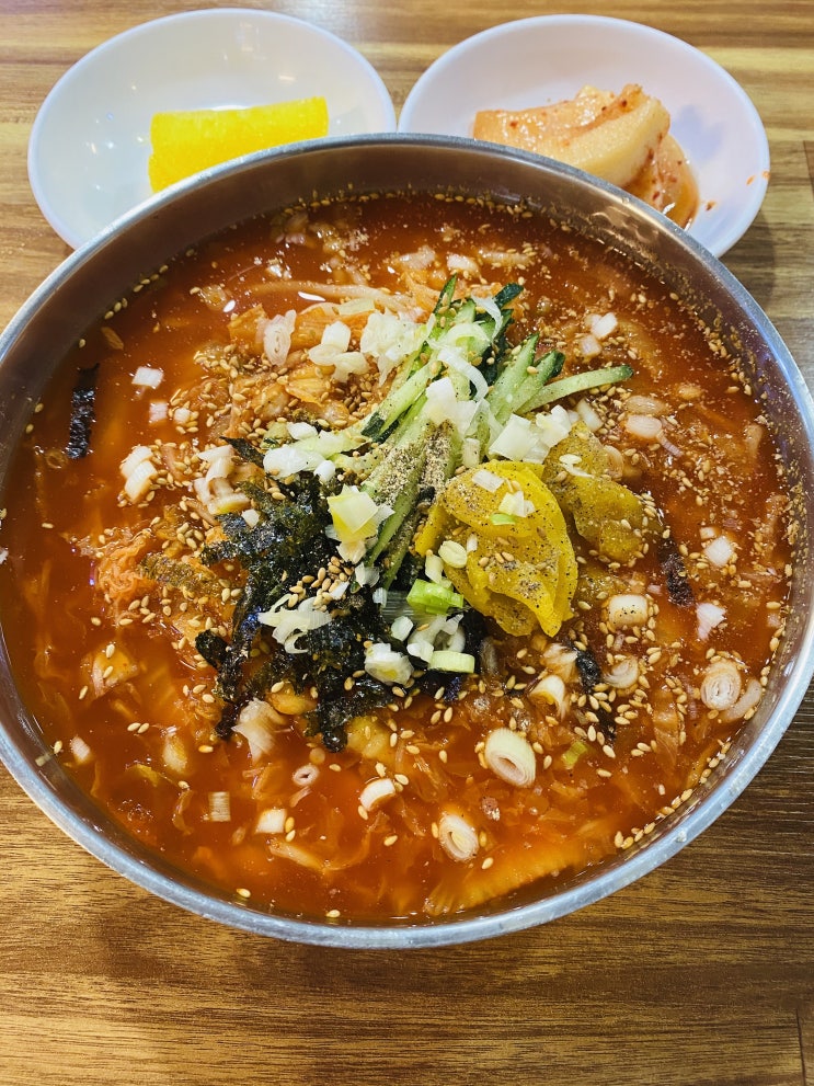  울산 신정시장칼국수 맛집 '소문난칼국수' 김치냉칼국수 JMT