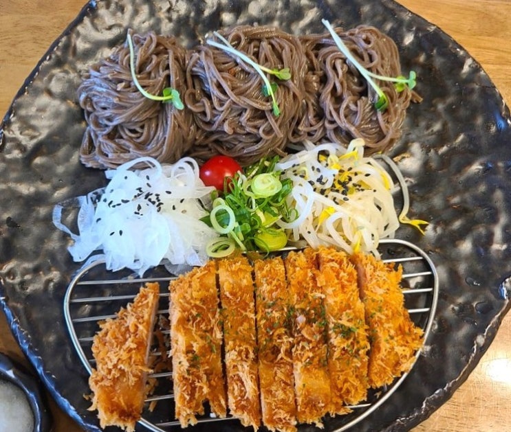  양산 물금 맛집_ 카츠탄탄 시원한 판모밀과 양 많은 돈까스
