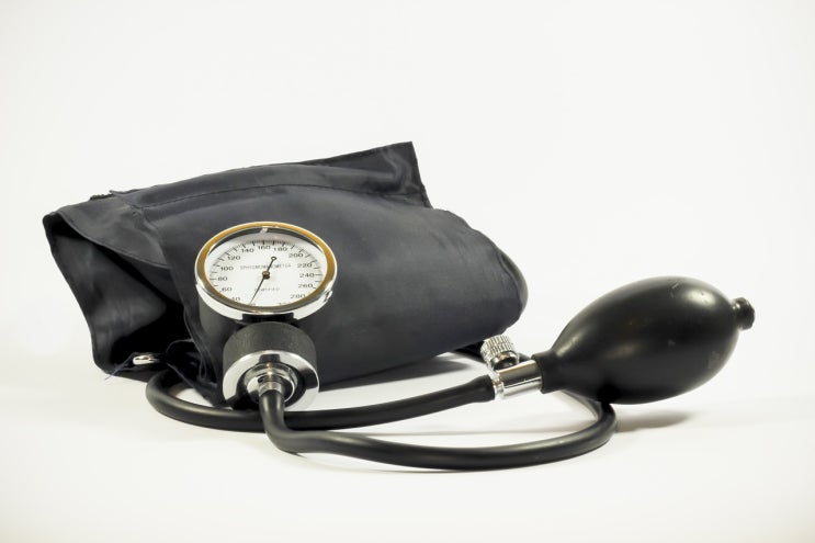 미국의 변경된 고혈압 기준을 보며 - 금천구 고혈압 잘하는 곳 추천 내과