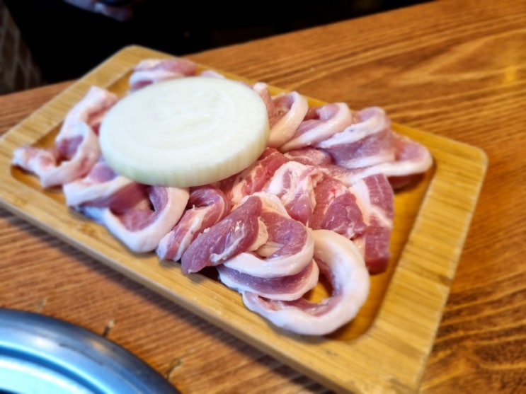 서울역 삼겹살 맛집 고깃집, 청년우담 돼지생고기모듬 후기(삼겹살, 항정살, 가브리살) 서울역 삼겹살 맛집 고깃집, 청년우담 돼지생고기모듬 후기(삼겹살, 항정살, 가브리살)