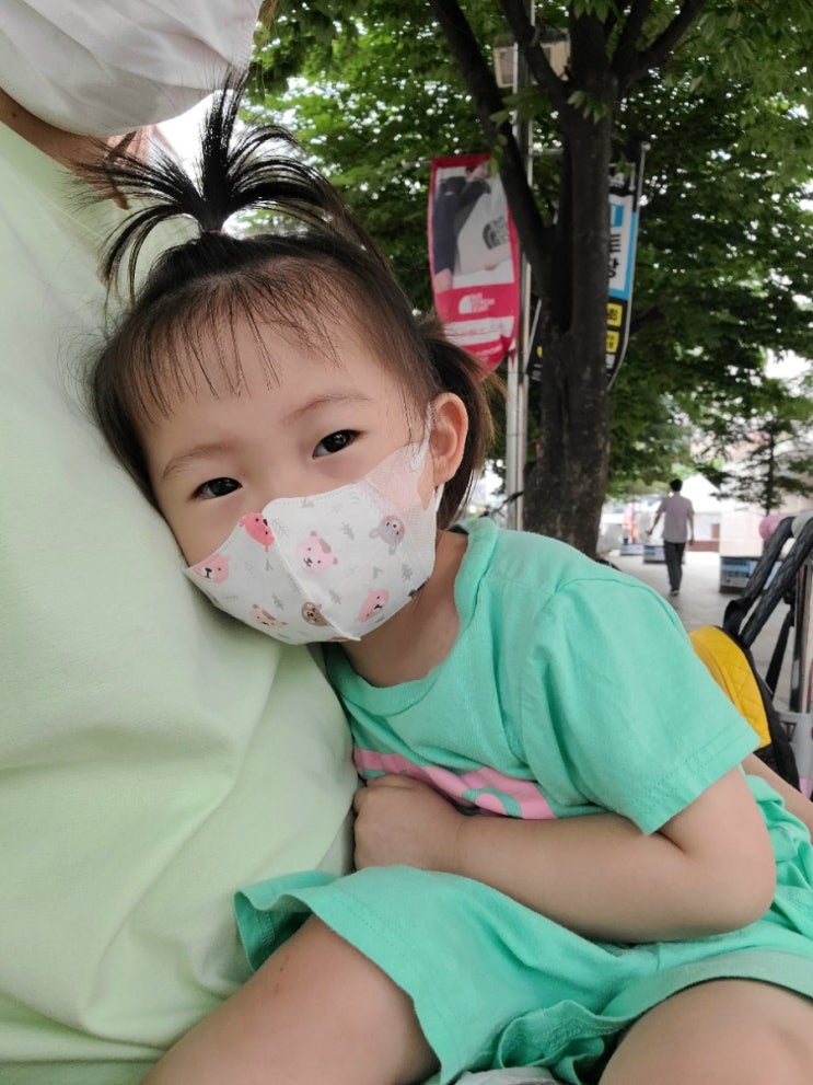  25개월 아기와 힘 싸움이 위험한 이유