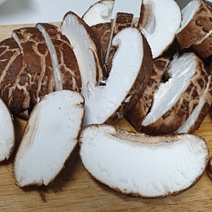 표고버섯볶음 표고버섯 꽈리고추볶음 만들기 만물상 감칠맛이짱~