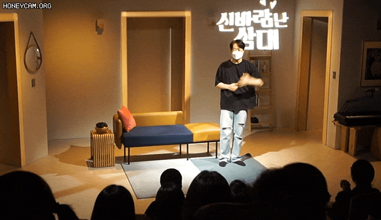 아날로그 정통연극 대학로 소극장 신바람난 삼대