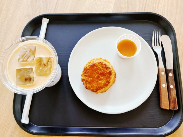  광안리카페 신기한 디저트와 커피가 있는 코쿠이(Cocuy)