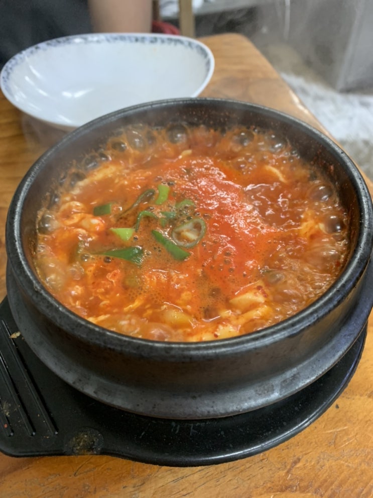  [ 형제식당 ] 신촌역 혼밥하기 좋은 곳