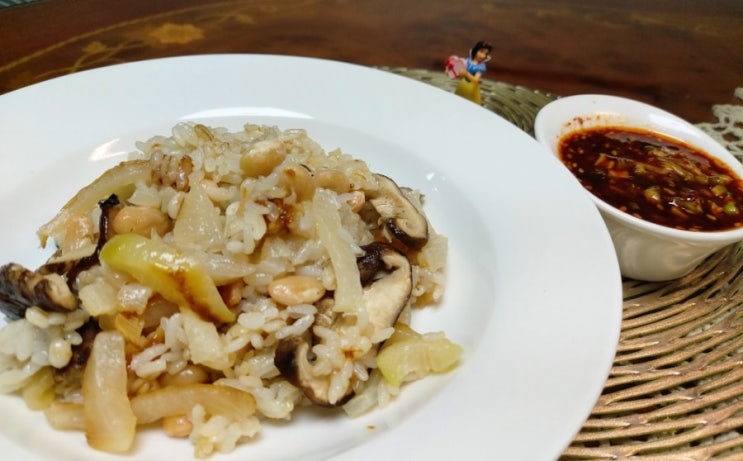 <비건레시피> 무밥 레시피 표고버섯 강남콩 무밥 만들기 비건뜻 Vegan 채식주의 <비건레시피> 무밥 레시피 표고버섯 강남콩 무밥 만들기 비건뜻 Vegan 채식주의