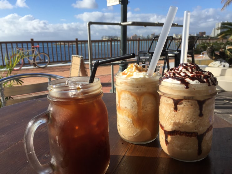  [랜선 타고 일본여행] 오키나와 힙한 카페 • 지바고 커피 웍스 오키나와(ZHYVAGO COFFEE WORKS OKINAWA)【오키나와】