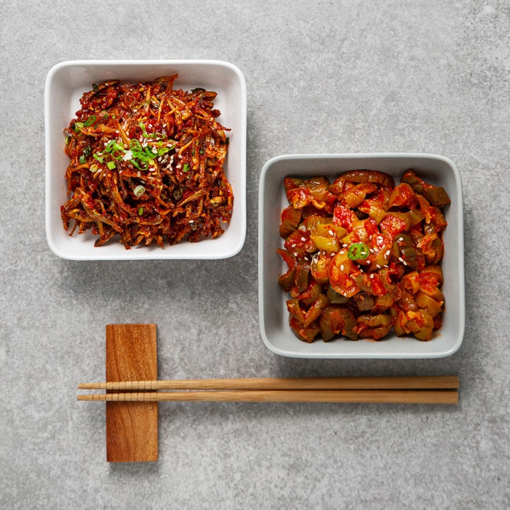  리뷰가 좋은 더반찬 오이지무침 170g + 고추장멸치볶음 90g 세트, 1세트 ···