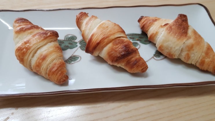  CJ 고메 크루아상 생지 바삭함은 어디로..?