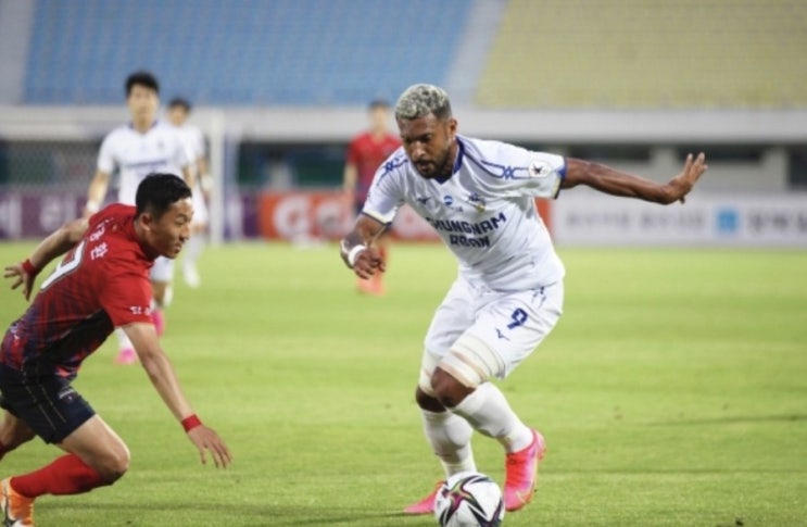 K리그2 프로축구 4일 경기 부천FC vs 부산아이파크 FC안양 vs 충남아산