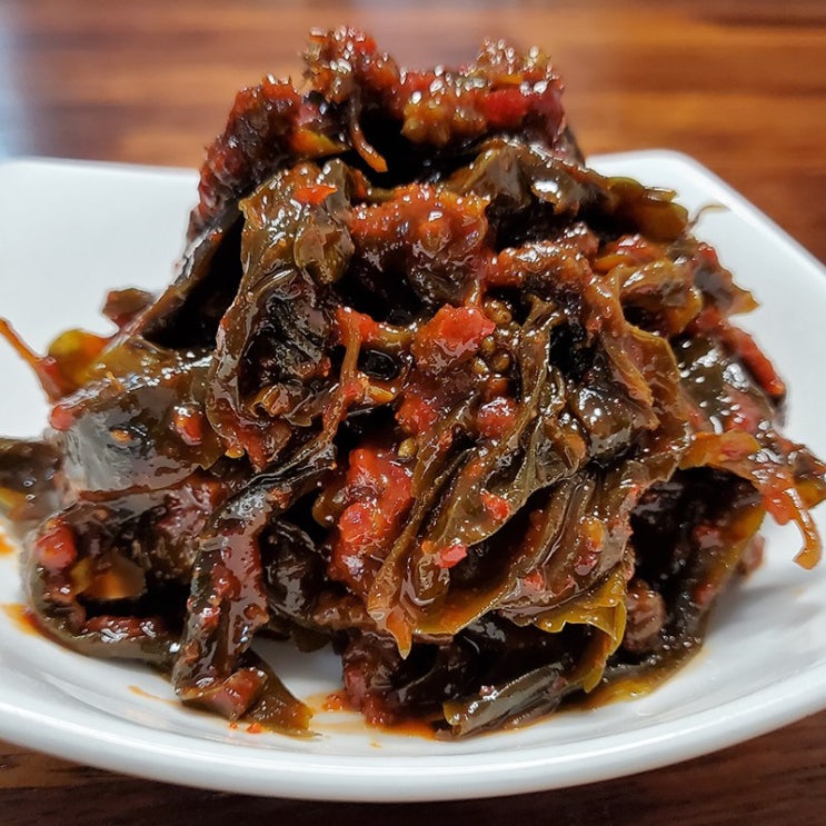 의외로 인기있는 청양골 뽕잎 고추장 장아찌 500g, 1팩 좋아요 의외로 인기있는 청양골 뽕잎 고추장 장아찌 500g, 1팩 좋아요