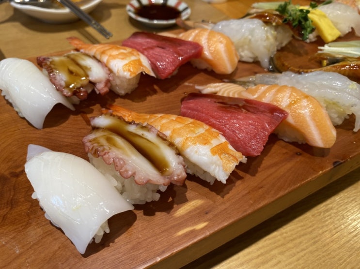  송파 잠실 맛집 이현스시 / 롯데타워 슈퍼말차 보리라떼 후기
