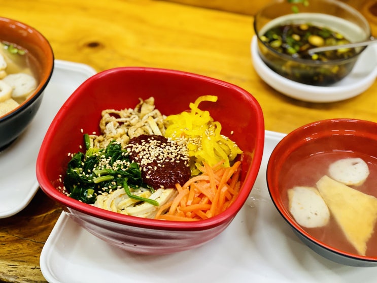  [부산 맛집] 부평깡통시장 유부주머니, 비빔당면이 맛있는 '깡통골목할매 유부전골'