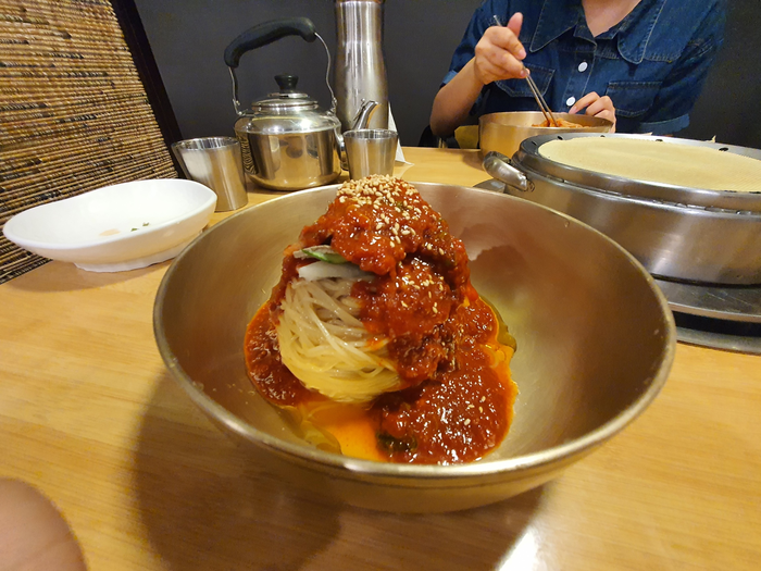  개인적으로 가장 좋아하는 냉면. 잠실 맛집 만포면옥 (잠실 타워 730)