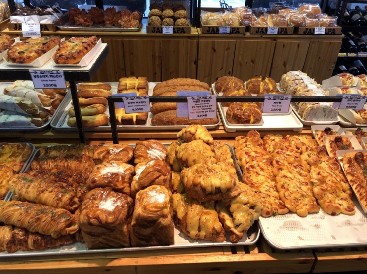 수유_[18] 빵 종류가 매우 다양한 베이커리 전문 카페 잼파파(JAMPAPA)