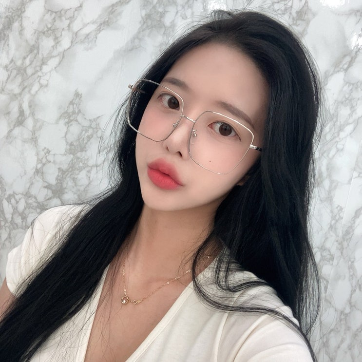 선호도 좋은 VANANA2 빅사이즈 사각테 실버 안경 추천합니다 선호도 좋은 VANANA2 빅사이즈 사각테 실버 안경 추천합니다