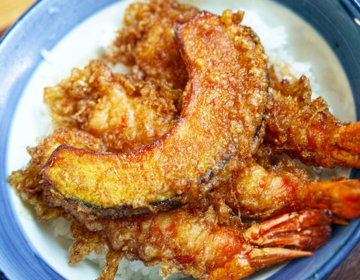  튀김 덮밥 원조집 에도시대 텐동의 맛집과 원조집은  어디 일까요?